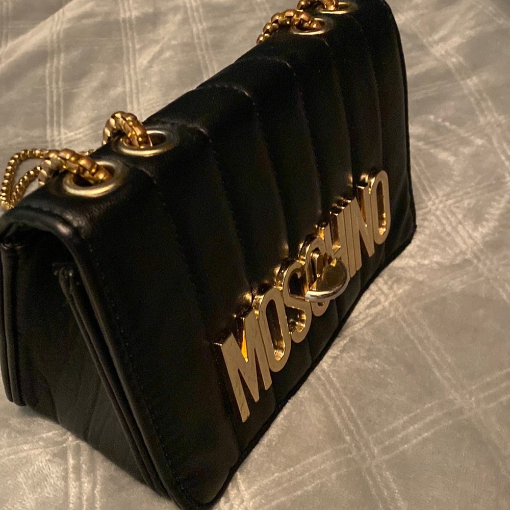 🎀 Moschino Purse